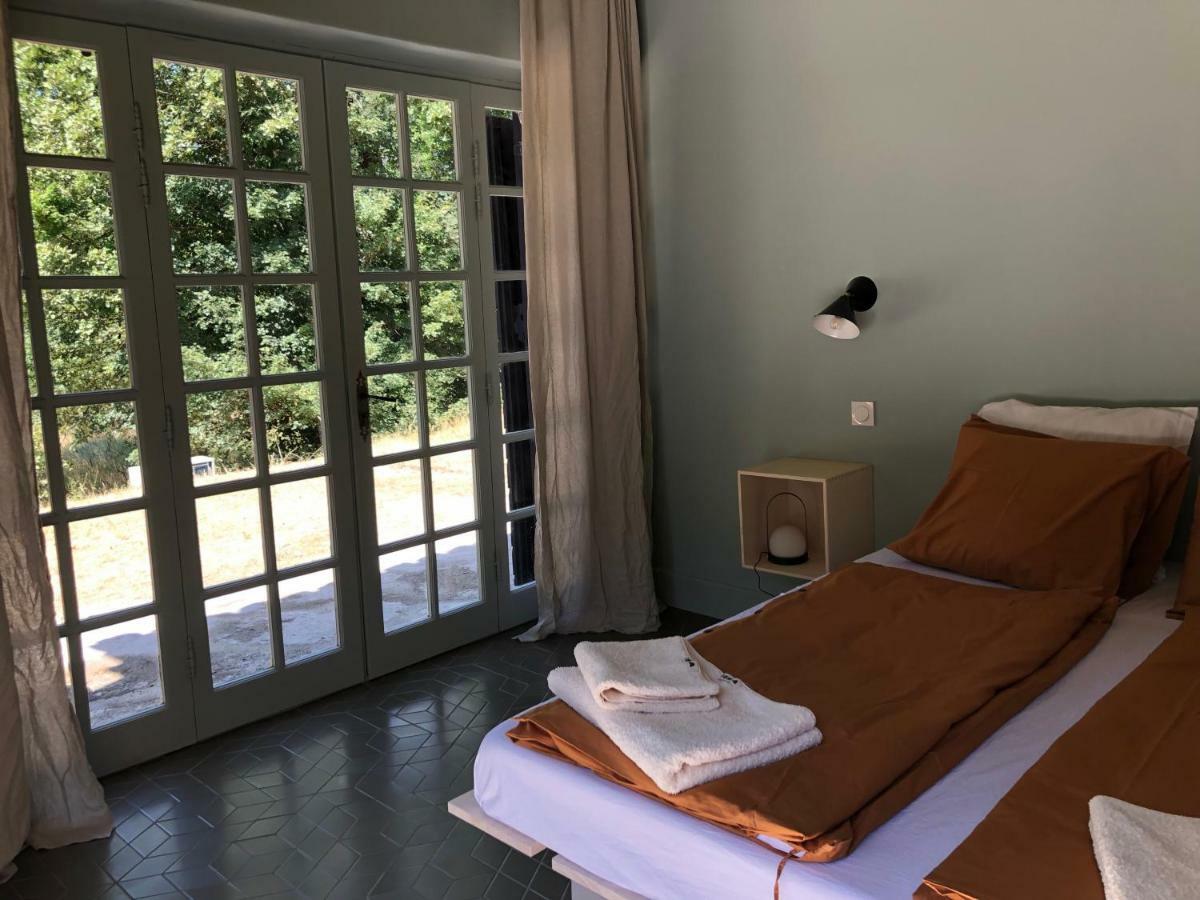 Ferme Le Pavillon Bed & Breakfast Bargemon Exterior photo