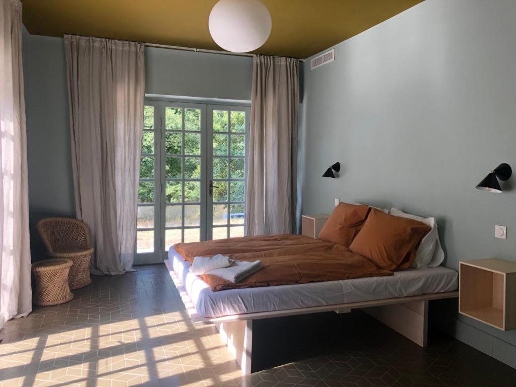 Ferme Le Pavillon Bed & Breakfast Bargemon Exterior photo