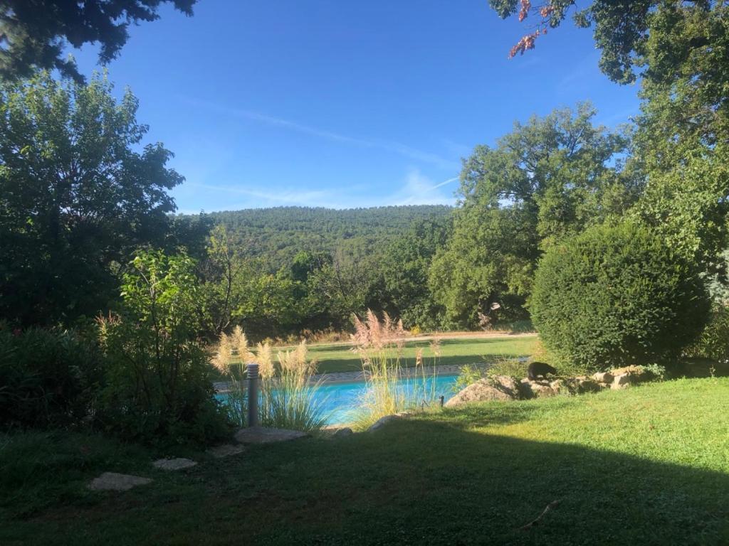 Ferme Le Pavillon Bed & Breakfast Bargemon Exterior photo