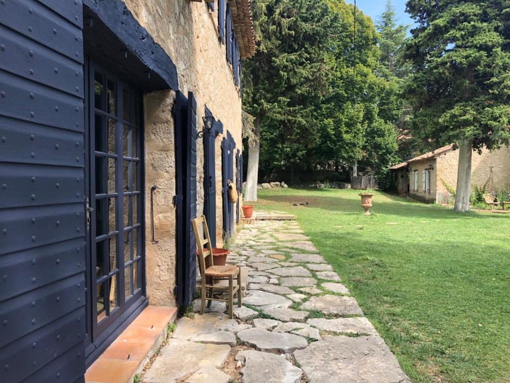 Ferme Le Pavillon Bed & Breakfast Bargemon Exterior photo