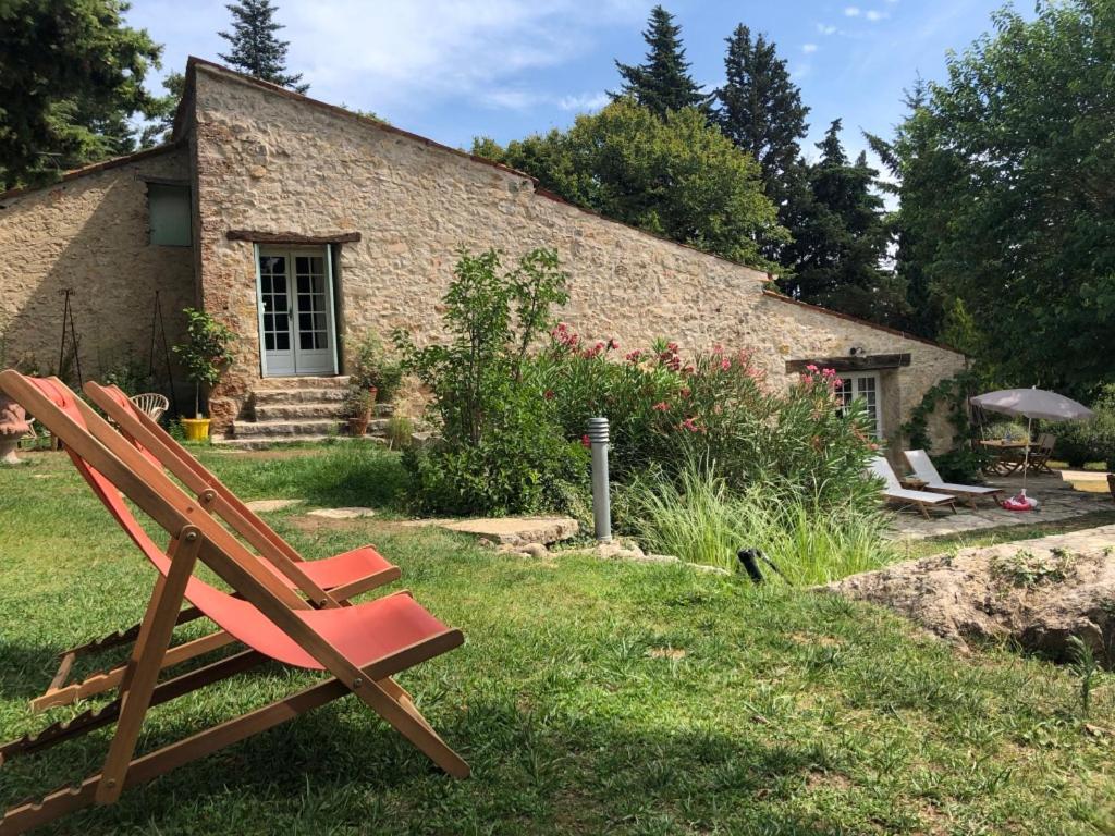 Ferme Le Pavillon Bed & Breakfast Bargemon Exterior photo